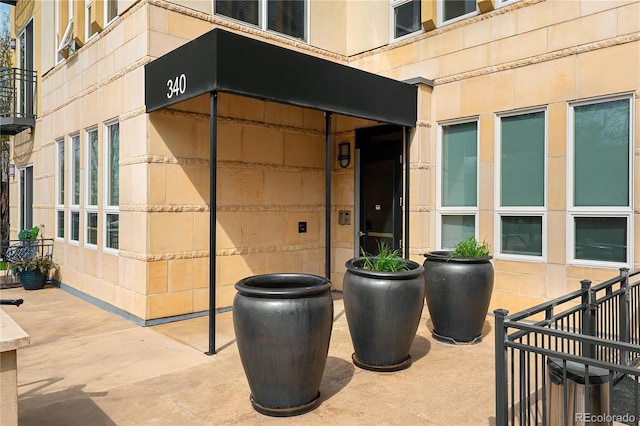 340 S Lafayette St Unit 201, Denver, CO 80209 - view of doorway to property