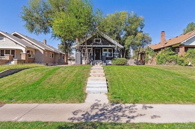 view of front of house with a front yard