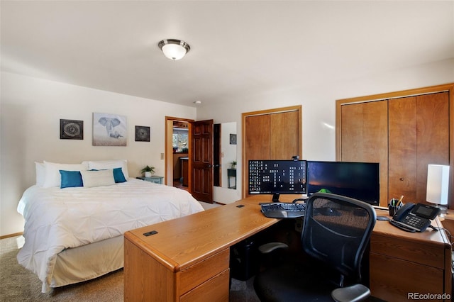 view of carpeted bedroom