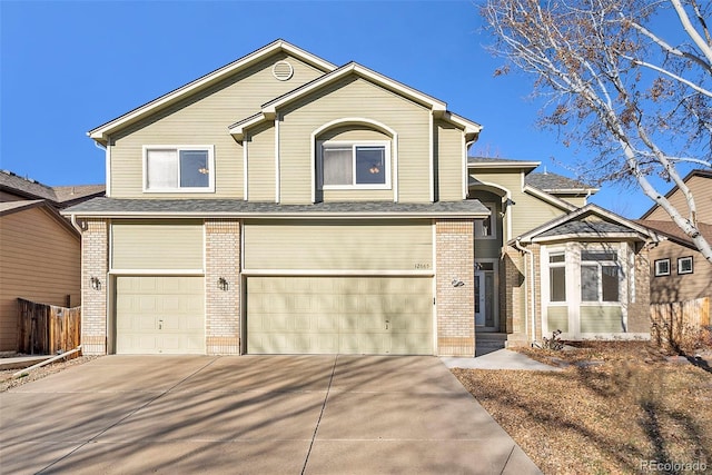 view of front property featuring a garage