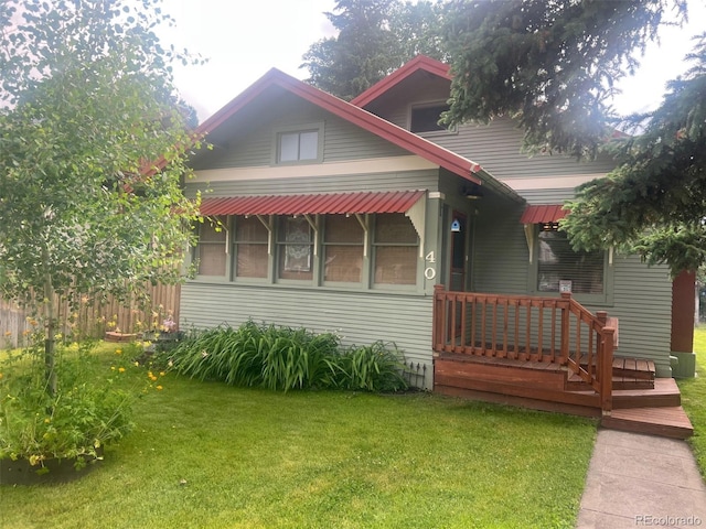 40 Bronk St, Monte Vista, CO 81144 - bungalow featuring a front lawn