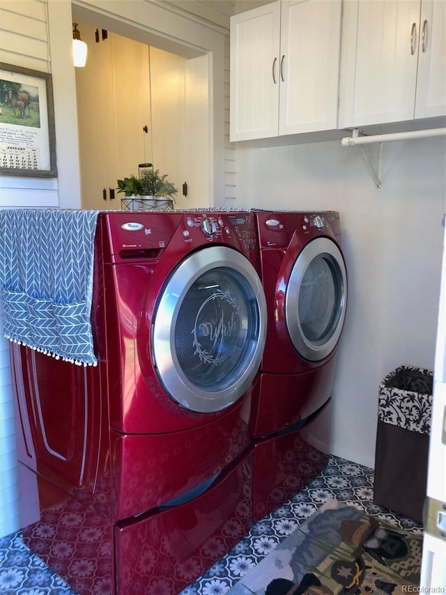 40 Bronk St, Monte Vista, CO 81144 - laundry area featuring washing machine and dryer and cabinet space