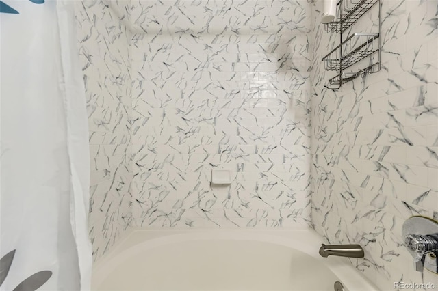 12818 Ironstone Way Unit 101, Parker, CO 80134 - full bath with shower / tub combo