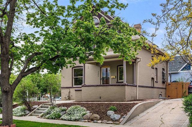 view of front of home