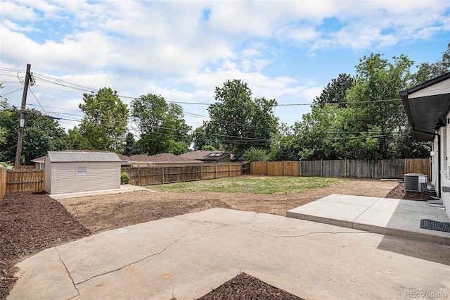530 Everett St, Lakewood, CO 80226 - fenced backyard featuring a patio area and an outdoor structure