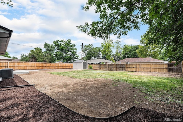 530 Everett St, Lakewood, CO 80226 - fenced backyard with a shed