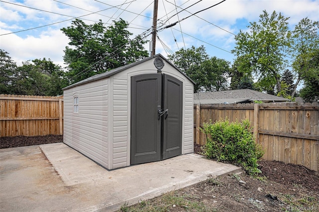 530 Everett St, Lakewood, CO 80226 - view of shed with a fenced backyard
