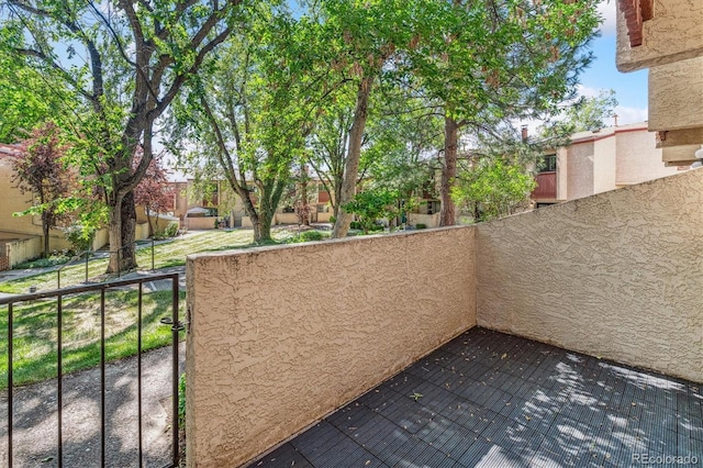 1060 S Parker Rd Unit 25, Denver, CO 80231 - view of patio / terrace