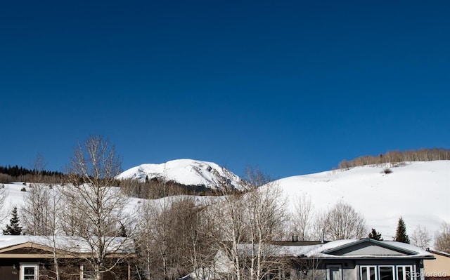 property view of mountains