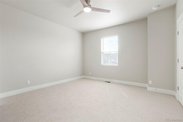 21209 E 62nd Ave, Aurora, CO 80019 - unfurnished room featuring a smoke detector, light colored carpet, and ceiling fan