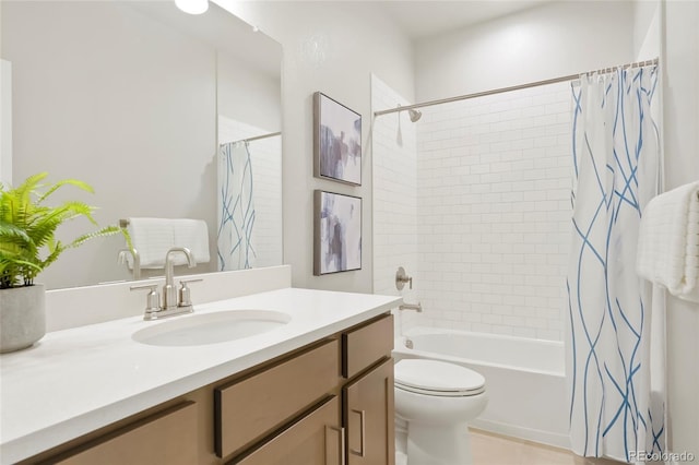21209 E 62nd Ave, Aurora, CO 80019 - full bath with vanity and shower / bath combination with curtain