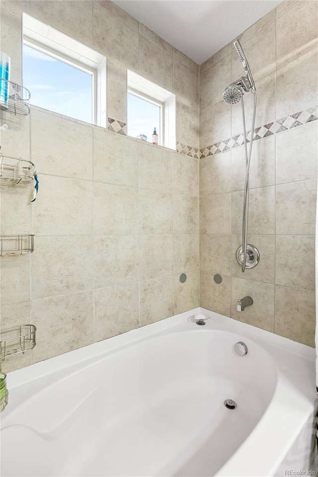 18651 E 53rd Ave, Denver, CO 80249 - full bath featuring shower / bathtub combination