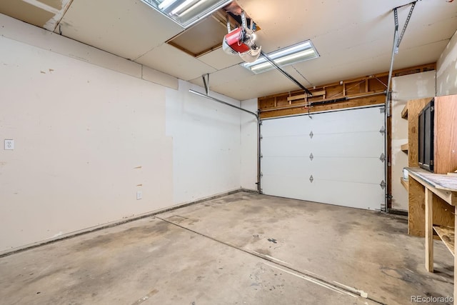 3320 Simmelink Loop, Colorado Springs, CO 80916 - garage with a garage door opener