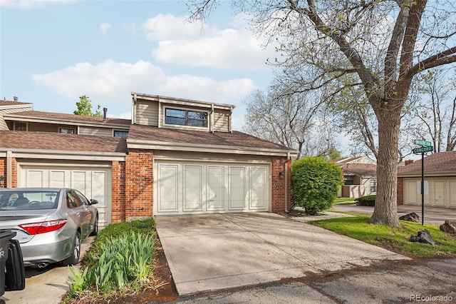 7925 W Layton Ave Unit 500, Littleton, CO 80123 - garage featuring concrete driveway