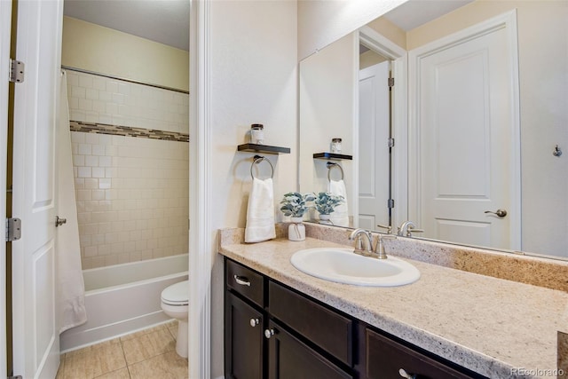 full bathroom featuring vanity, tile patterned floors, toilet, and shower / bathtub combination with curtain