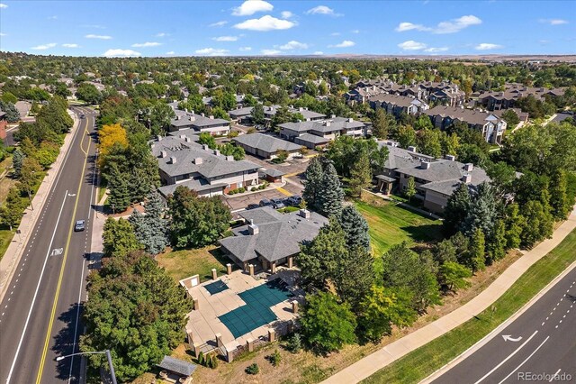 bird's eye view with a residential view