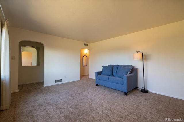 971 Elm Pl, Thornton, CO 80229 - unfurnished room with arched walkways, carpet, and baseboards