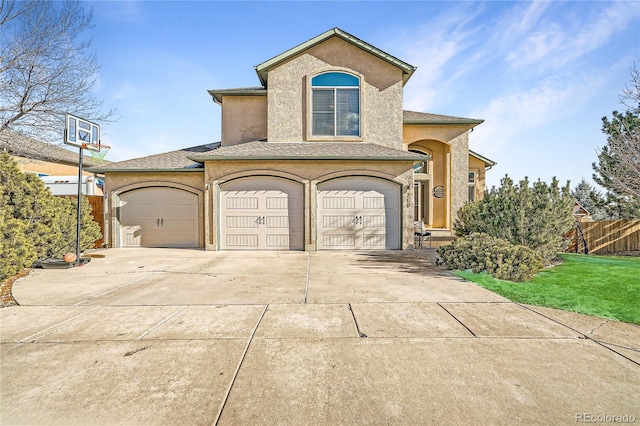 view of front facade with a garage