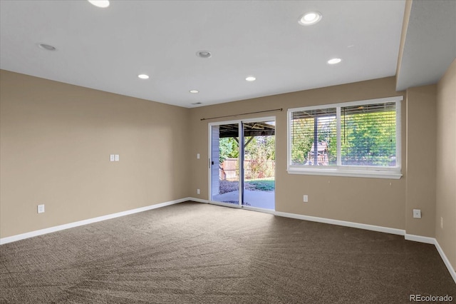 view of carpeted spare room