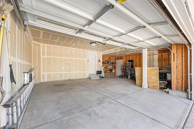 6833 E 115th Ave, Thornton, CO 80233 - garage with a garage door opener