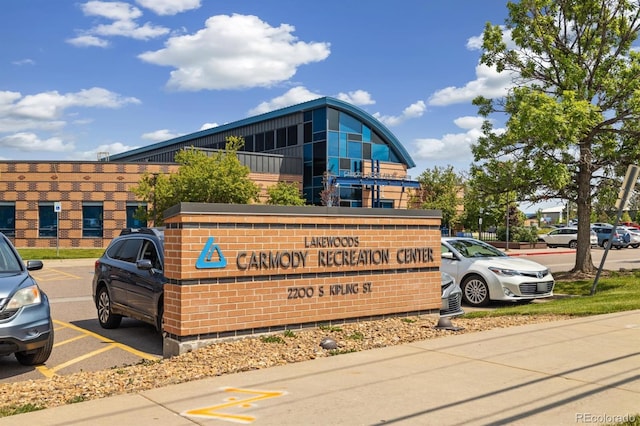 10380 W Warren Ave, Lakewood, CO 80227 - exterior view of a parking lot