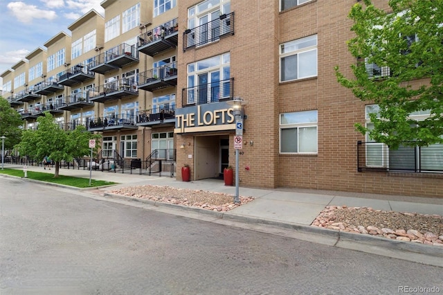 7240 W Custer Ave Unit 303, Lakewood, CO 80226 - view of apartment building / complex