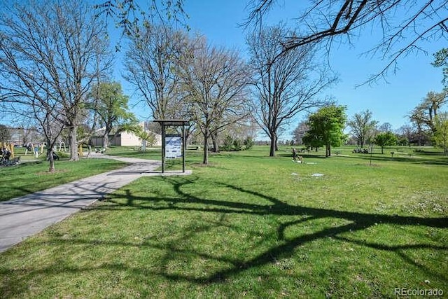 1027 S University Blvd, Denver, CO 80209 - view of community featuring a lawn