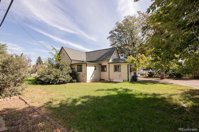 exterior space featuring a yard