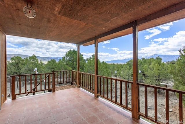 balcony featuring a mountain view