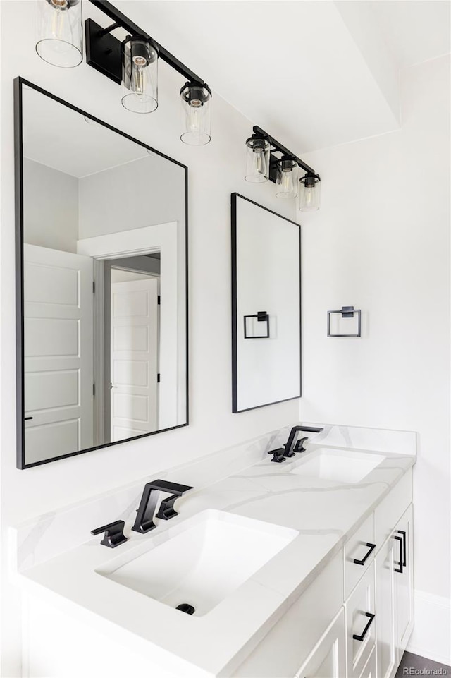 bathroom with vanity