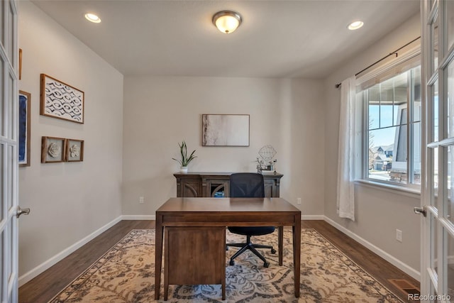 home office with dark wood-type flooring, baseboards, and recessed lighting