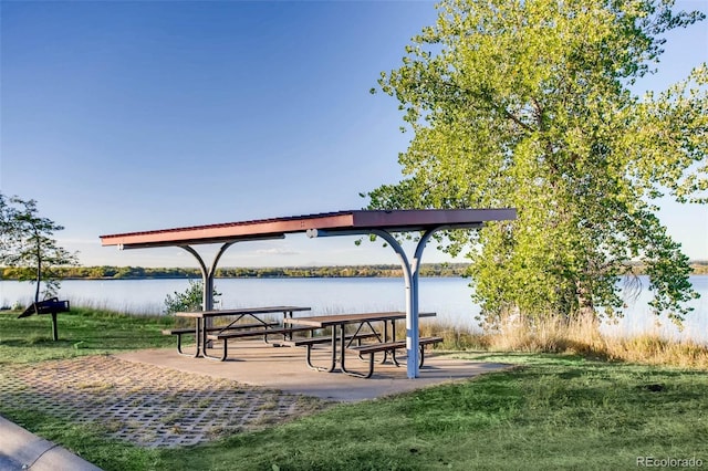 13873 E Lehigh Ave Unit E, Aurora, CO 80014 - surrounding community featuring a water view