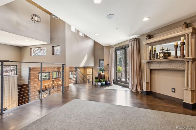 114 El Paso Blvd, Manitou Springs, CO 80829 - building lobby featuring recessed lighting