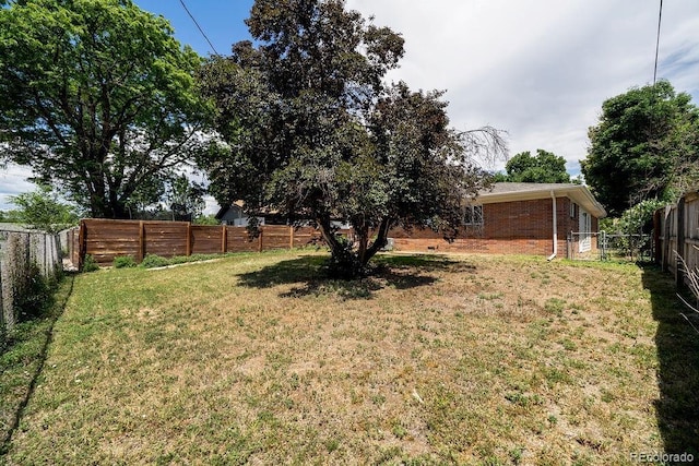 1815 S Monroe St, Denver, CO 80210 - view of fenced backyard