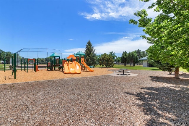 2309 Magellan St, Colorado Springs, CO 80907 - view of community play area