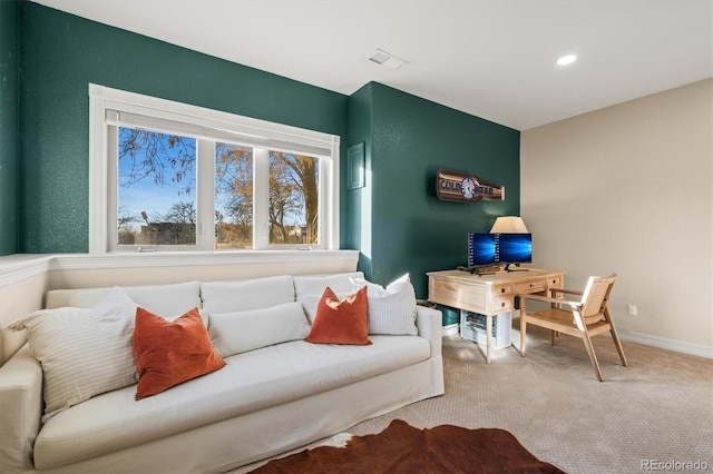 living room with carpet