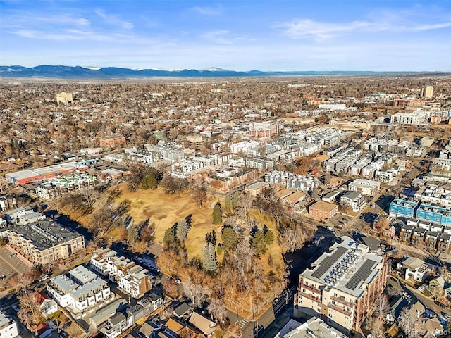 bird's eye view featuring a mountain view