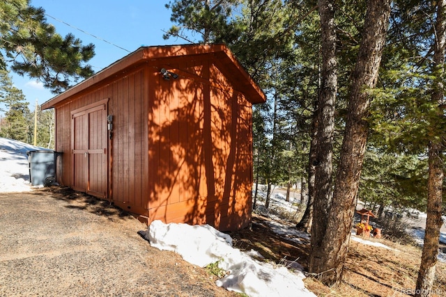 view of outbuilding