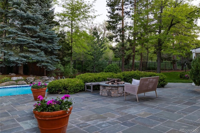 1512 Cottonwood Ln, Greenwood Village, CO 80121 - fenced backyard with an outdoor fire pit and a patio