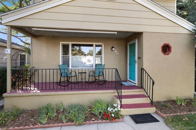 view of front of house featuring covered porch