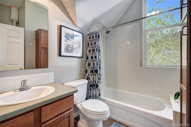 17 Meadow Lark Grn, Breckenridge, CO 80424 - full bath featuring lofted ceiling, vanity, and shower / bath combo with shower curtain