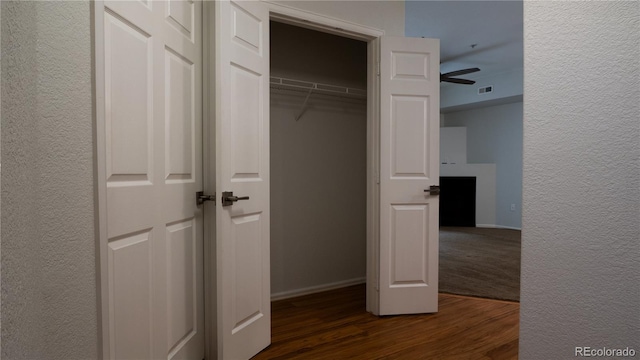 closet with visible vents