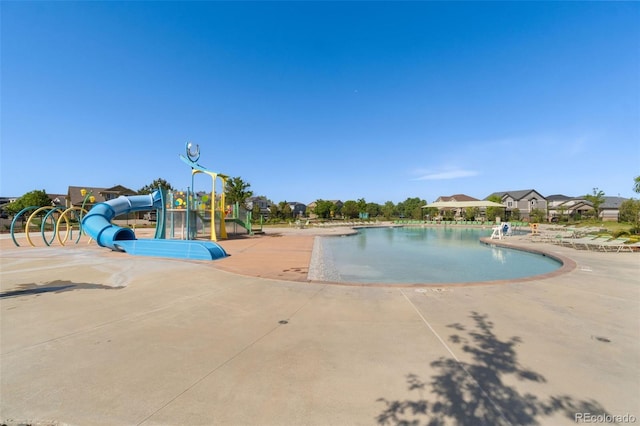 139 N Prairie Falcon Pkwy, Brighton, CO 80601 - view of community pool