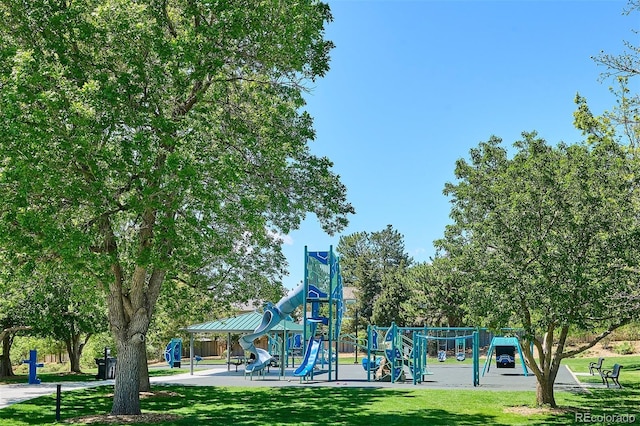 6488 S Heritage Pl E, Centennial, CO 80111 - communal playground featuring a lawn