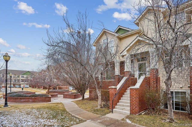 view of front of property