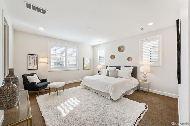 view of carpeted bedroom