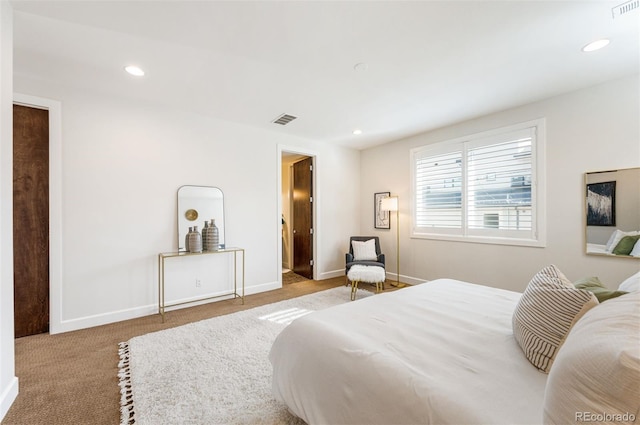 view of carpeted bedroom