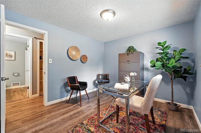 3404 S Clinton Ct, Denver, CO 80231 - photo 19