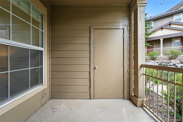 view of exterior entry