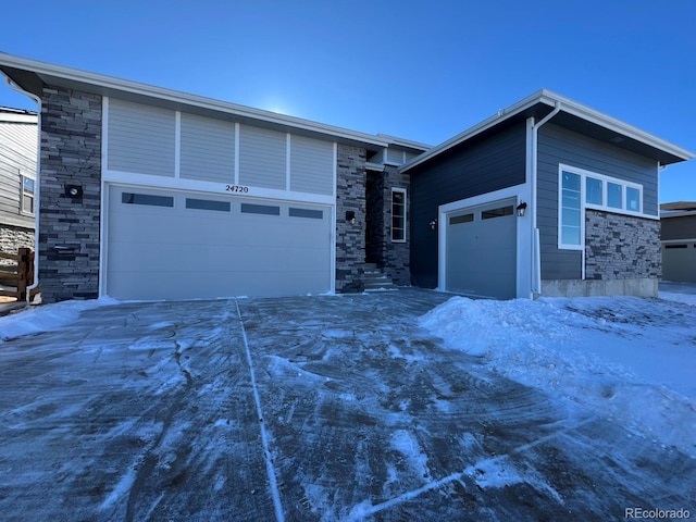 view of front of property featuring a garage